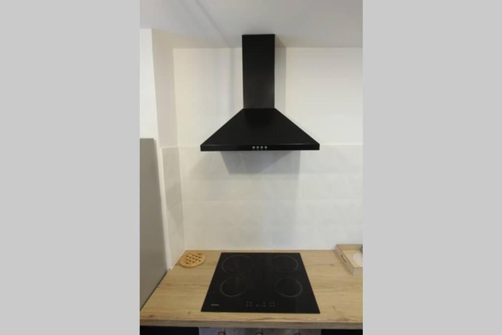 Appartement centre de Valenciennes entièrement équipé 64m2 Extérieur photo